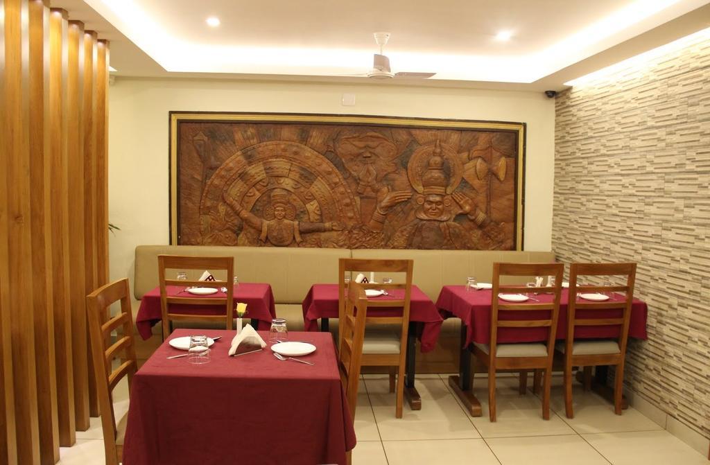 Issacs Regency 호텔 술탄 바테리 외부 사진